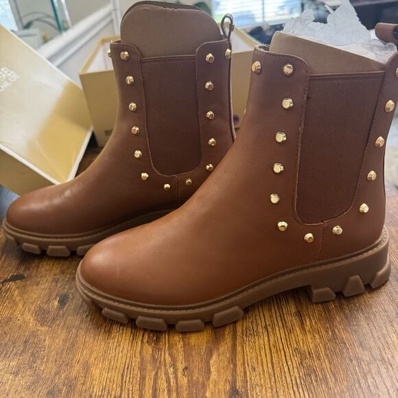 Michael Kors Ridley Astor Stud Leather Boots Size 7.5 New in box - Picture 10 of 15